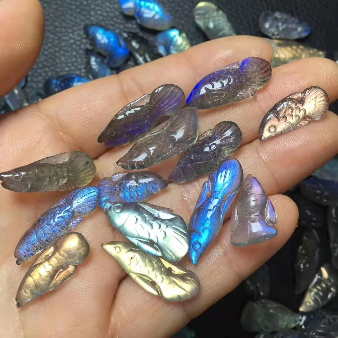 Wholesale Hand Carved Labradorite Moonstone Crystal Fish for Decoration